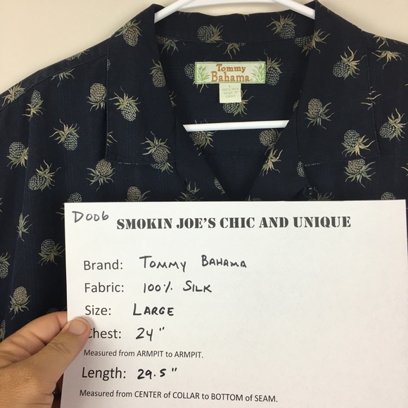 Men’s Tommy Bahama 100% Silk Shirt Pineapples - Picture 4 of 4